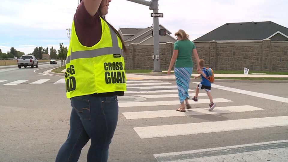 Road Safety Tips for Pedestrians Crossing and Walking by Nigeria driving school near me